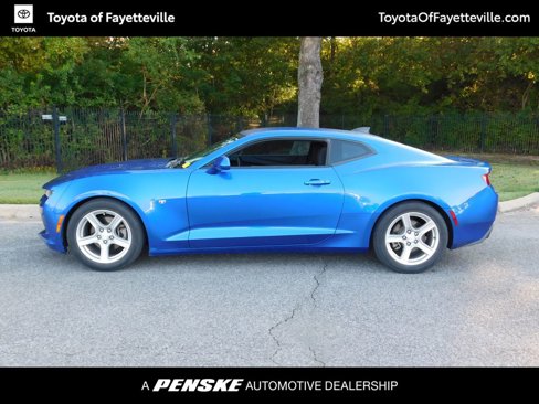 Used 2018 Chevrolet Camaro LT image 2