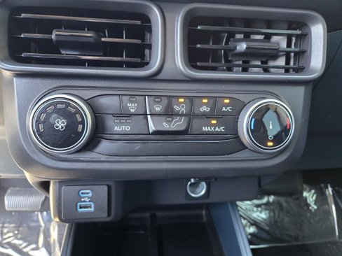 Used 2023 Ford Maverick XL image 12