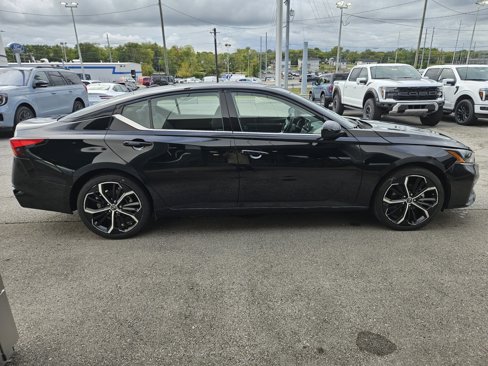 Used 2024 Nissan Altima 2.5 SR image 8