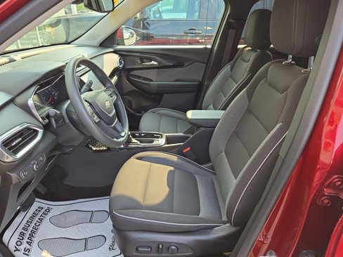 Used 2023 Chevrolet TrailBlazer LT w/ Convenience Package image 14