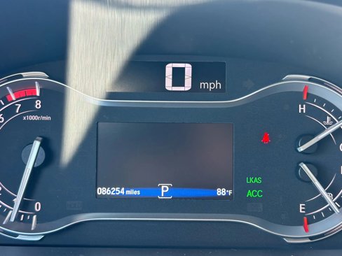 Used 2018 Honda Pilot Touring image 8