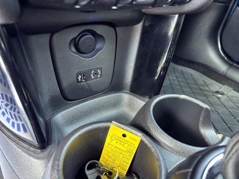 Used 2015 MINI Cooper S image 23