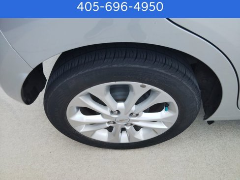 Used 2021 Chevrolet Spark LT image 24