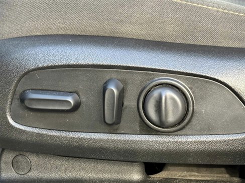 Used 2019 Chevrolet Traverse LT w/ LPO, Floor Liner Package image 29