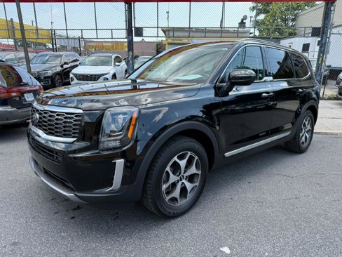 Used 2020 Kia Telluride EX image 3