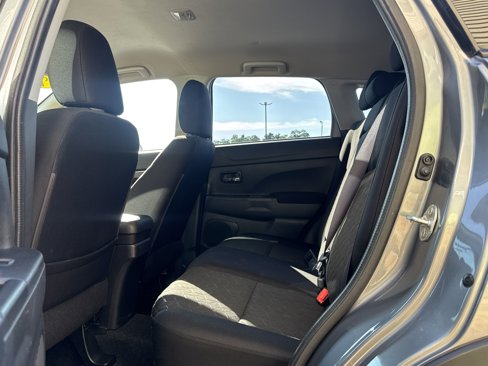 Used 2021 Mitsubishi Outlander Sport ES image 10