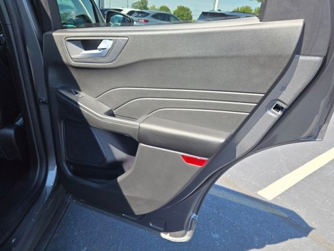 Used 2023 Ford Escape ST-Line Select image 10