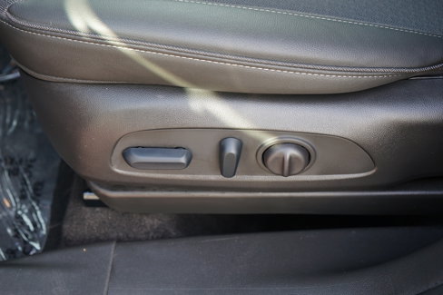 Used 2023 Buick Encore GX Select w/ Sport Touring Package image 22