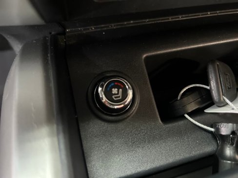 Used 2018 Nissan Titan PRO-4X image 24