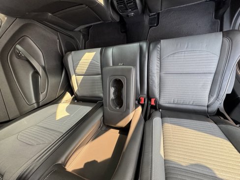 Used 2018 Ford Escape SE w/ SE Sport Appearance Package image 31