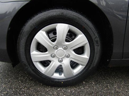 Used 2010 Toyota Camry image 14