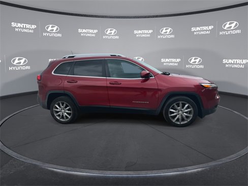 Used 2017 Jeep Cherokee Limited image 25