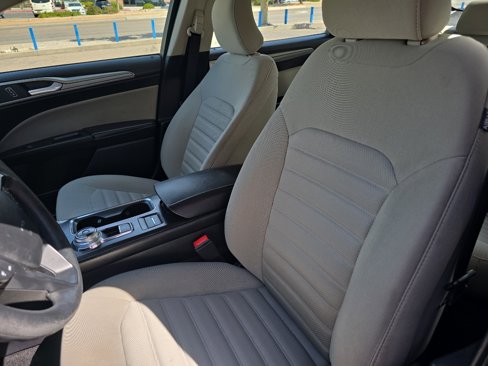 Used 2018 Ford Fusion S image 16