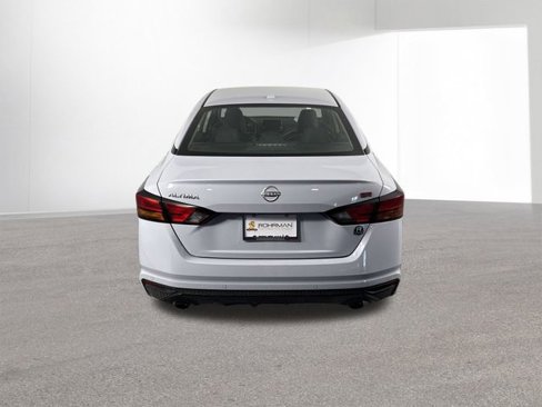 Used 2024 Nissan Altima 2.5 SR image 38