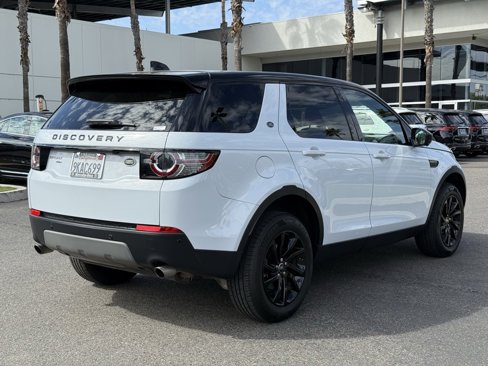 Used 2018 Land Rover Discovery Sport HSE image 10