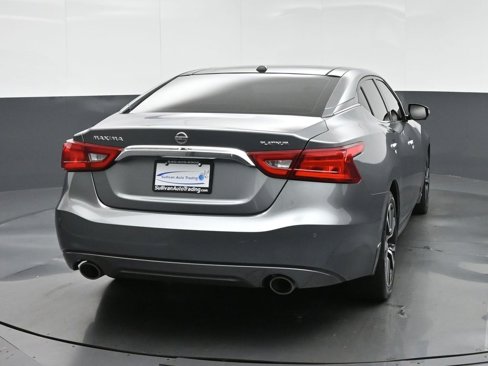 Used 2016 Nissan Maxima Platinum w/ Interior Lighting Package image 6
