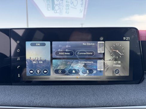 New 2025 Nissan Kicks SV image 17
