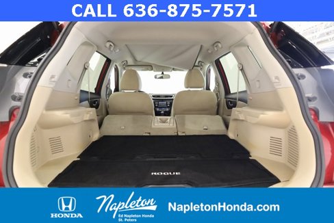 Used 2016 Nissan Rogue SV w/ SV Moonroof Package image 22
