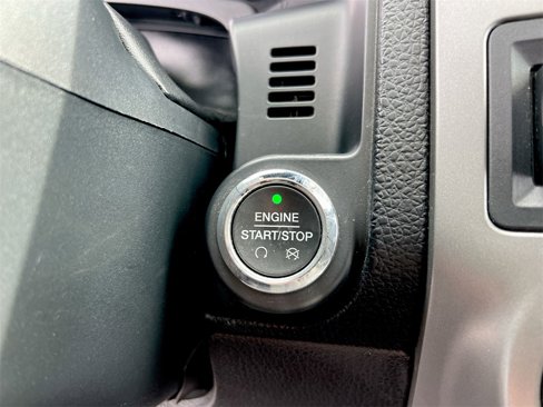 Used 2017 Ford Expedition Platinum image 15