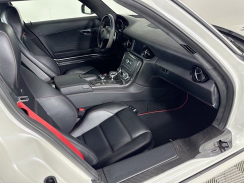 Used 2013 Mercedes-Benz SLS AMG GT Coupe image 21