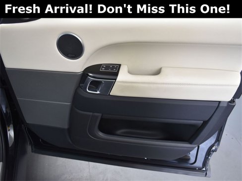 Used 2016 Land Rover Range Rover Sport HSE image 25