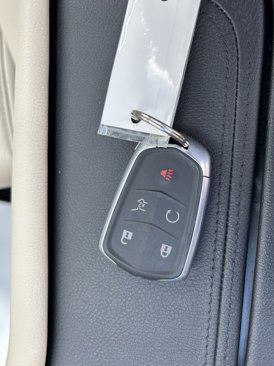 Used 2019 Cadillac XT5 Luxury image 34