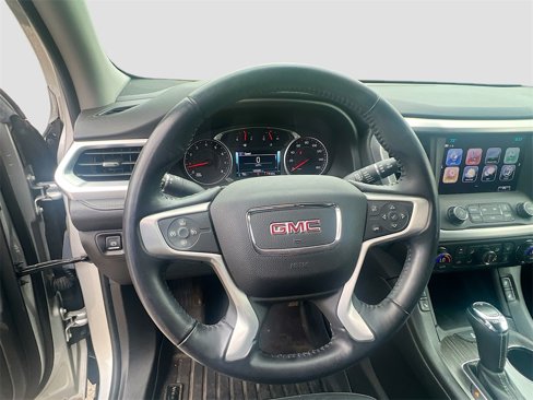 Used 2018 GMC Acadia SLT image 11