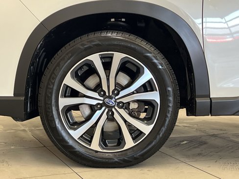 Used 2019 Subaru Forester Limited image 10