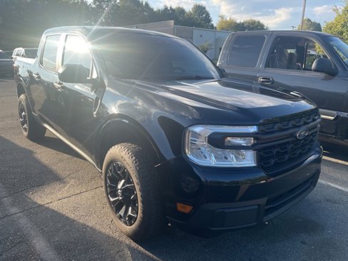 Used 2023 Ford Maverick XL image 3