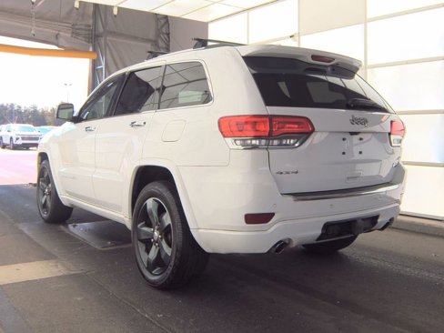 Used 2015 Jeep Grand Cherokee Overland image 11