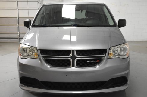 Used 2017 Dodge Grand Caravan SE w/ Power Window Group image 4
