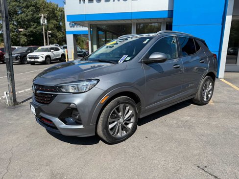 Used 2022 Buick Encore GX Select w/ Sport Touring Package image 1