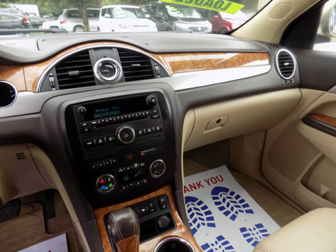 Used 2011 Buick Enclave CXL w/ Trailering Provision Package image 18