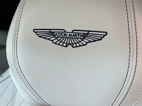 Used 2022 Aston Martin DBX image 5