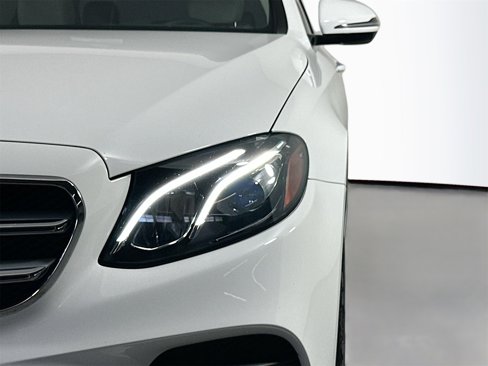 Used 2020 Mercedes-Benz E 350 4MATIC Sedan image 7