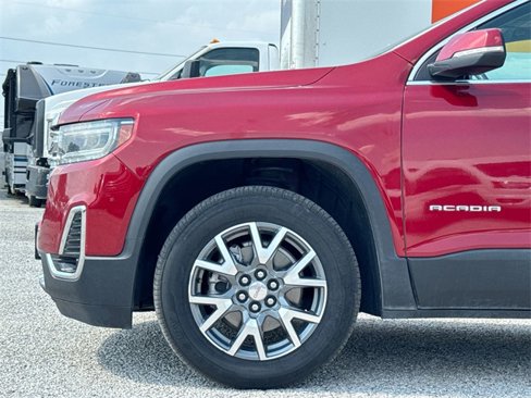 Used 2023 GMC Acadia SLT image 10