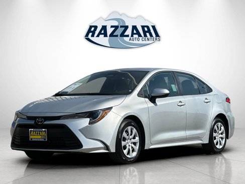 Used 2024 Toyota Corolla LE image 7