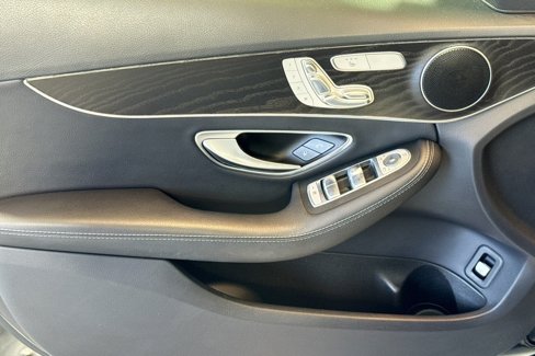 Used 2017 Mercedes-Benz C 300 Sedan image 17