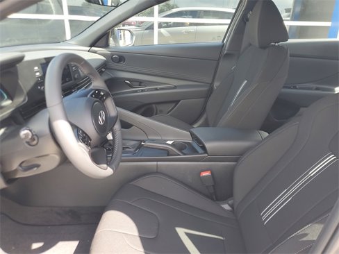 New 2025 Hyundai Elantra Sport image 15
