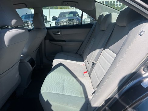 Used 2017 Toyota Camry LE image 22