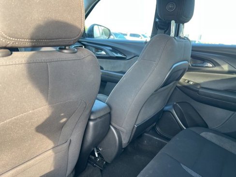 Used 2021 Chevrolet TrailBlazer LS image 28