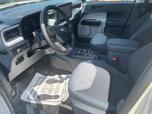 New 2025 Ford Maverick XLT w/ XLT Luxury Package image 6