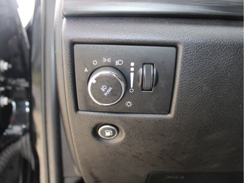 Certified 2020 Jeep Grand Cherokee Altitude image 12
