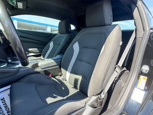 Used 2023 Chevrolet Camaro LT image 6