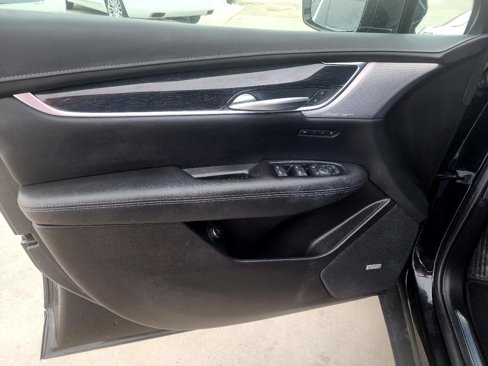 Used 2023 Cadillac XT5 Premium Luxury image 12