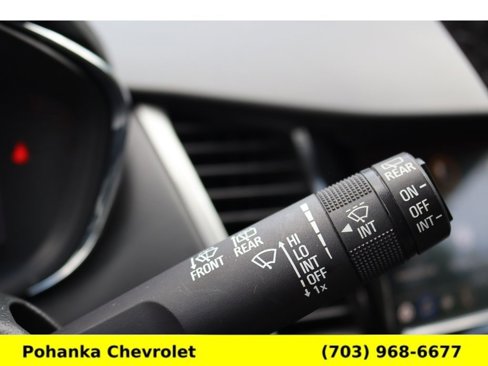 Used 2018 Chevrolet Trax LT w/ LT Convenience Package image 19
