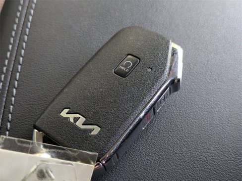 Used 2023 Kia Seltos SX image 31
