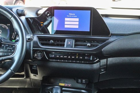 Used 2025 Lexus UX 300h FWD image 16
