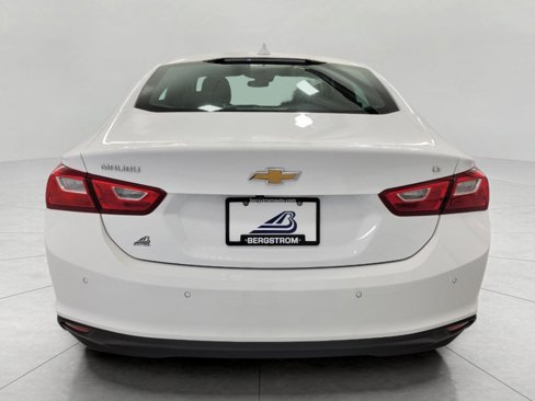 Used 2024 Chevrolet Malibu LT image 5