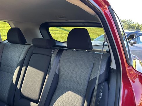 Used 2021 Nissan Rogue S image 26